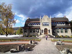 October 15, 2011 - Christmas Movie filmed Downtown Fernie